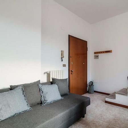 Apartment Piazza Roma By Quokka 360 - Historic Flat In The Centre Of Como Bagian luar foto
