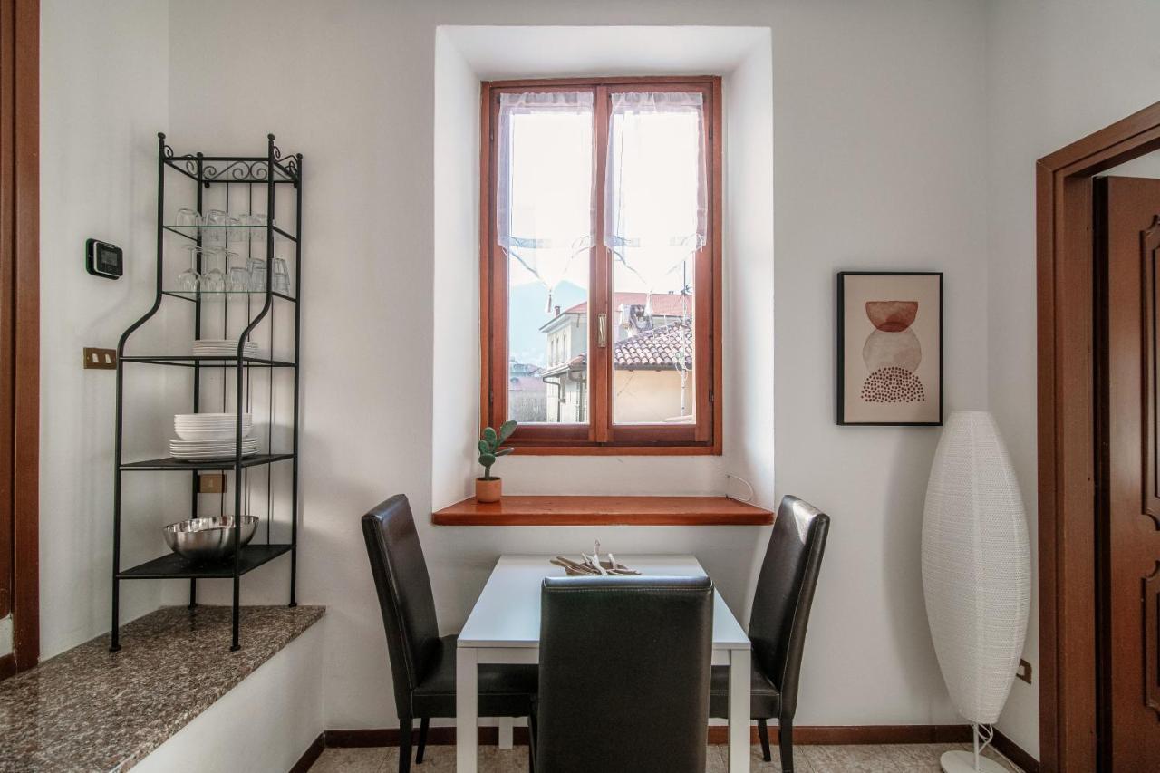 Apartment Piazza Roma By Quokka 360 - Historic Flat In The Centre Of Como Bagian luar foto