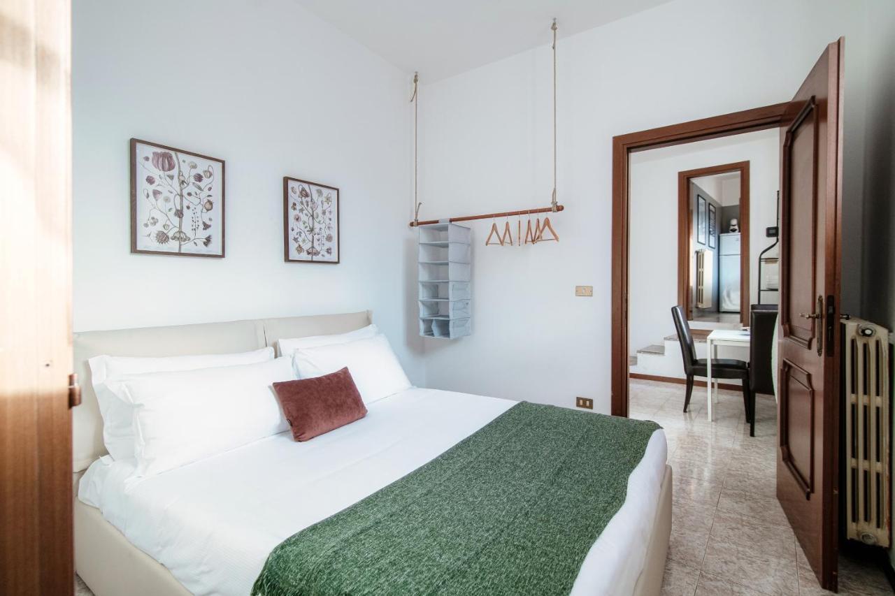 Apartment Piazza Roma By Quokka 360 - Historic Flat In The Centre Of Como Bagian luar foto