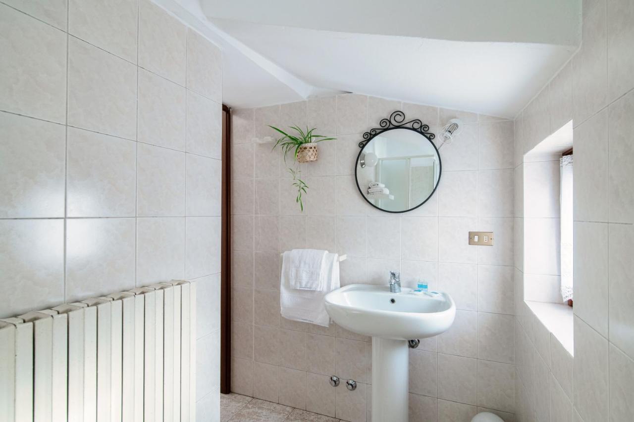 Apartment Piazza Roma By Quokka 360 - Historic Flat In The Centre Of Como Bagian luar foto